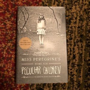 *b2g1* Miss Peregrine’s home for peculiar children